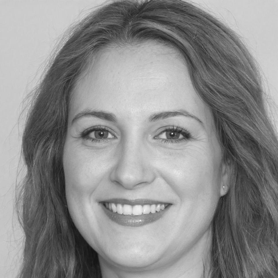 Portrait de Marie Dubois, experte en finances personnelles